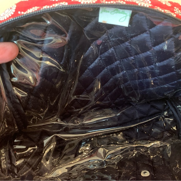 Vera Bradley Large Cosmetic Bag in Red Paisley w/Navy Trim - Picture 5 of 5